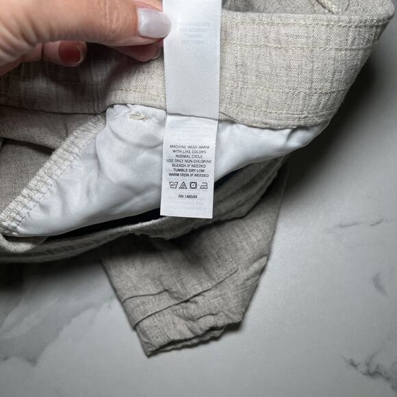 KENNETH COLE Mens Linen Cargo Shorts Beige Soft Material Pull On Size Large EUC - Picture 7 of 10